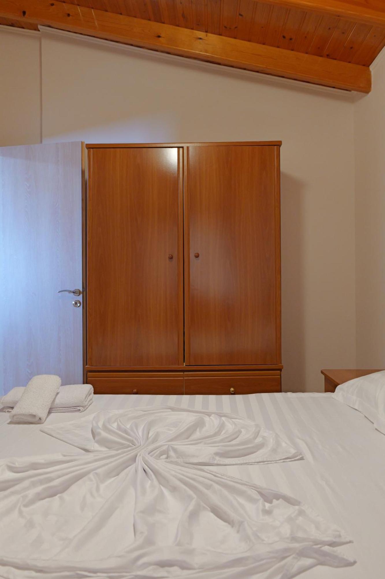 Arthur'S 4Apartments Борш Екстер'єр фото